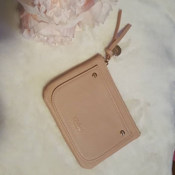 chloe pouch